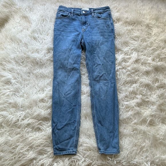 Abercrombie The Skinny High Rise Jeans - Picture 1 of 4